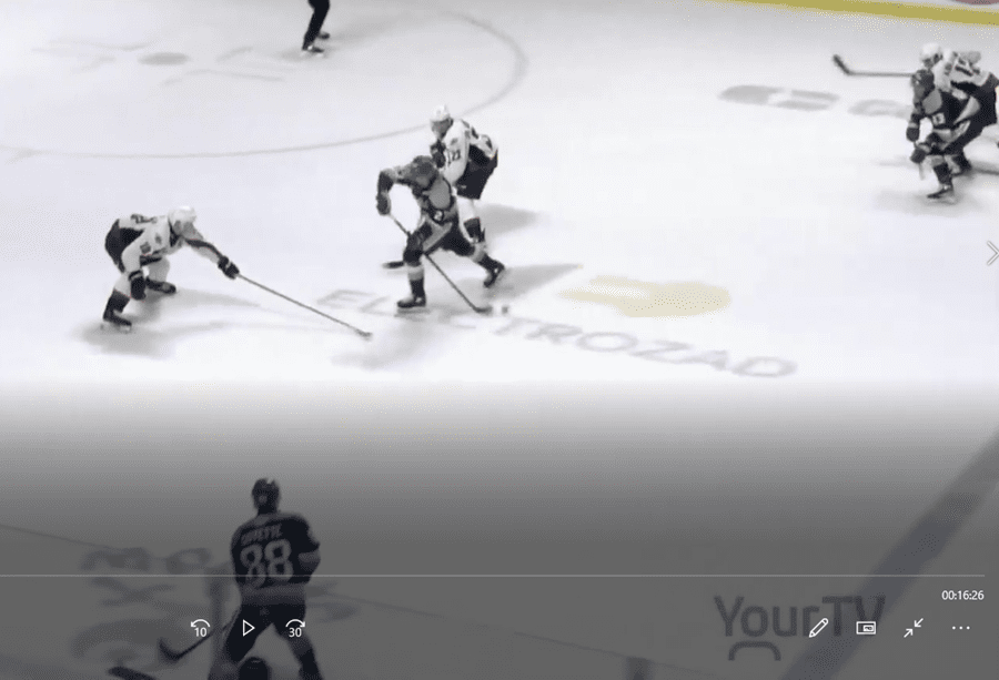 Montreal Canadiens Juraj Slafkovsky GIF - Montreal Canadiens Juraj  Slafkovsky Scare Off - Discover & Share GIFs